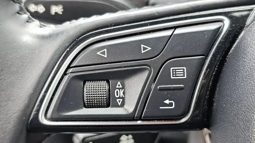 2017 Audi A3 Sportback e-tron - Images - 29