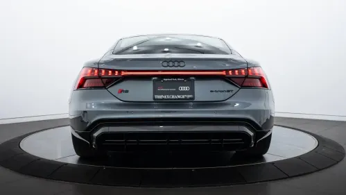 2024 Audi RS e-tron GT - Images - 26