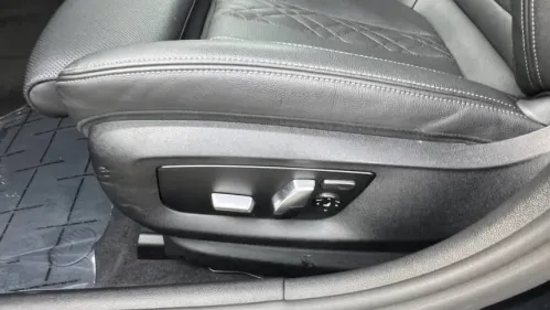 2023 BMW 5 Series WBA13AG02PCL75207