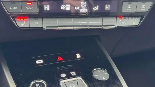 2025 Audi Q4 e-tron WA1KUBFZ4SP016463