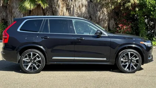 2022 Volvo XC90 YV4H600Z8N1856421