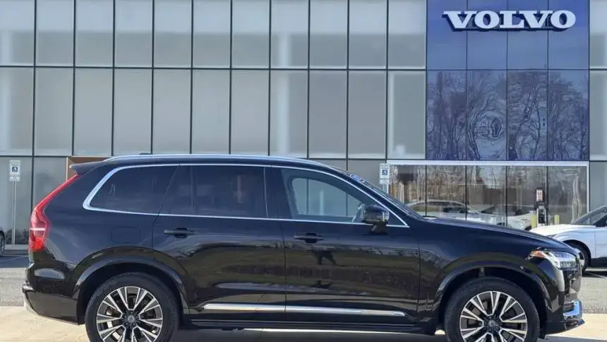 2022 Volvo XC90 - Images - 6