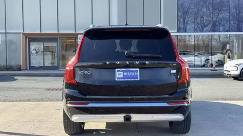 2022 Volvo XC90 - Images - 12