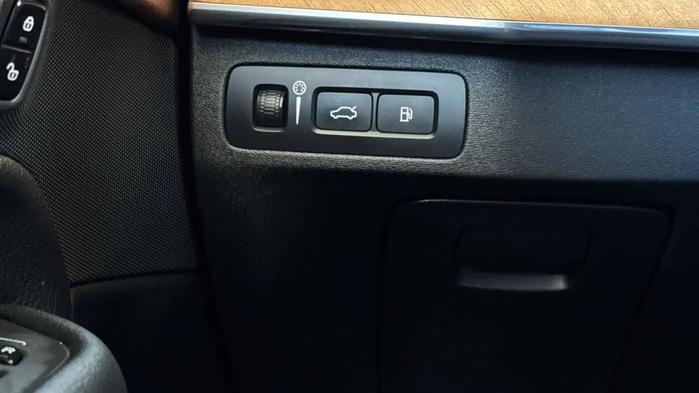 2022 Volvo XC90 YV4H600Z8N1856421