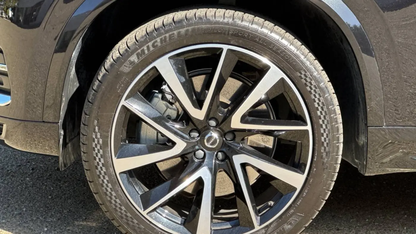 2022 Volvo XC90 YV4H600Z8N1856421