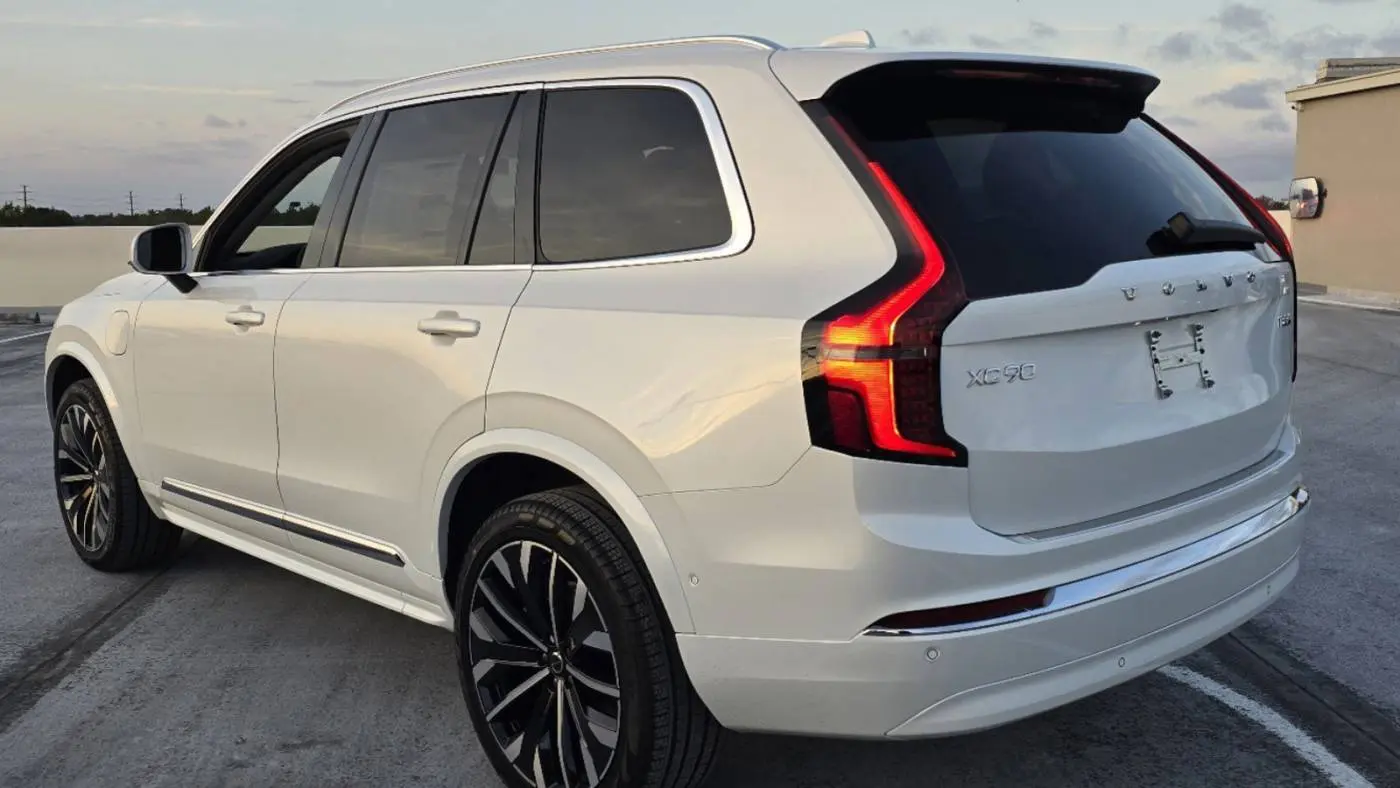 2025 Volvo XC90 YV4H60PB3S1355036