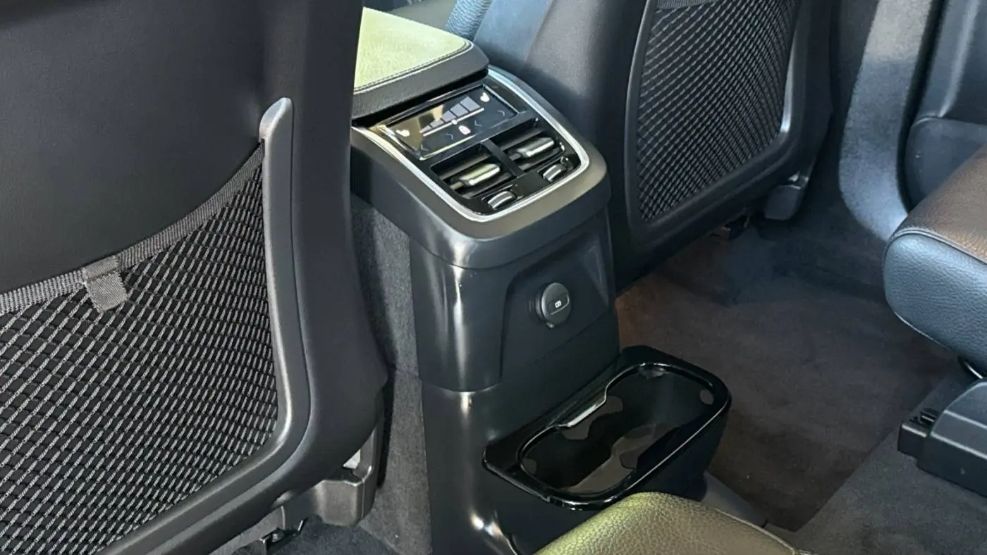 2022 Volvo XC90 YV4H600Z8N1856421