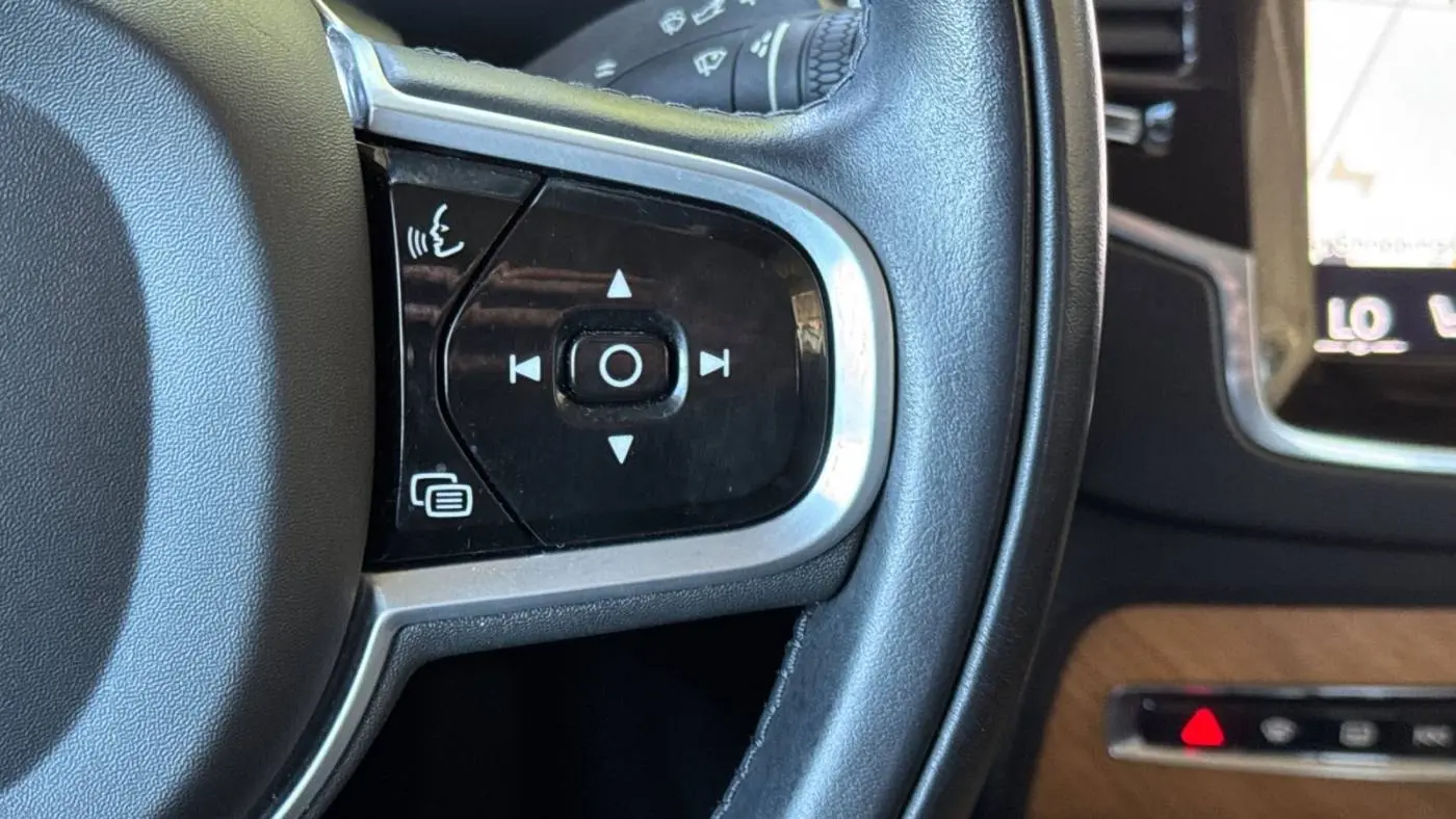 2022 Volvo XC90 YV4H600Z8N1856421