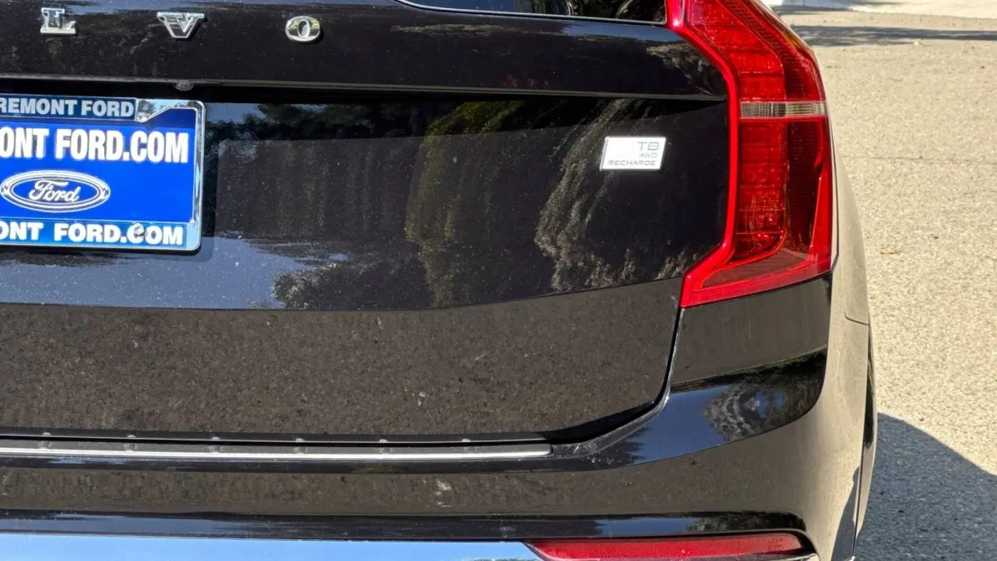 2022 Volvo XC90 YV4H600Z8N1856421