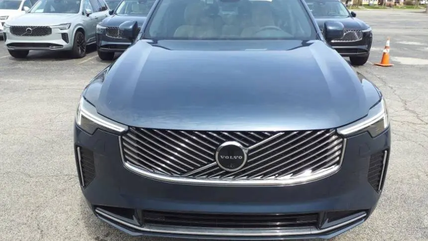 2025 Volvo XC90 YV4H60PB0S1377950