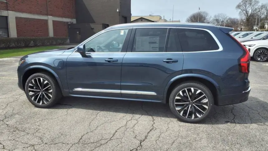 2025 Volvo XC90 YV4H60PB0S1377950