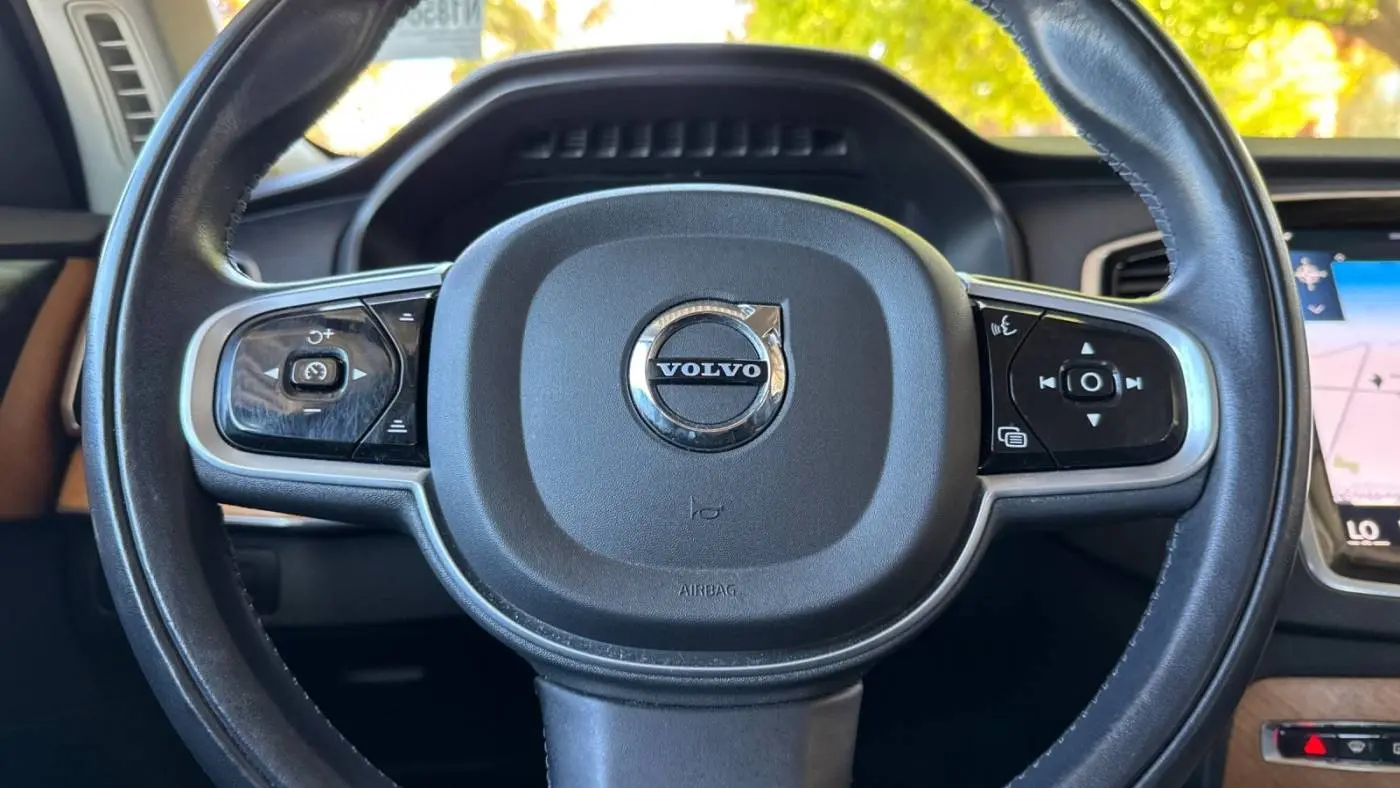 2022 Volvo XC90 YV4H600Z8N1856421