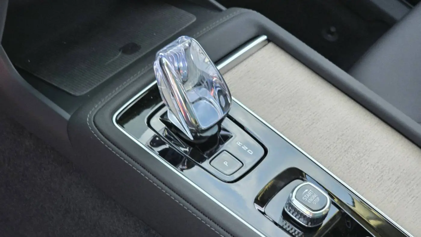2025 Volvo XC90 YV4H60PB3S1355036