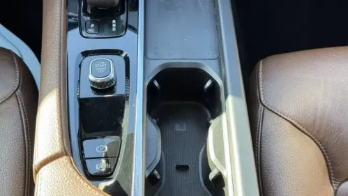 2022 Volvo XC90 - Images - 20