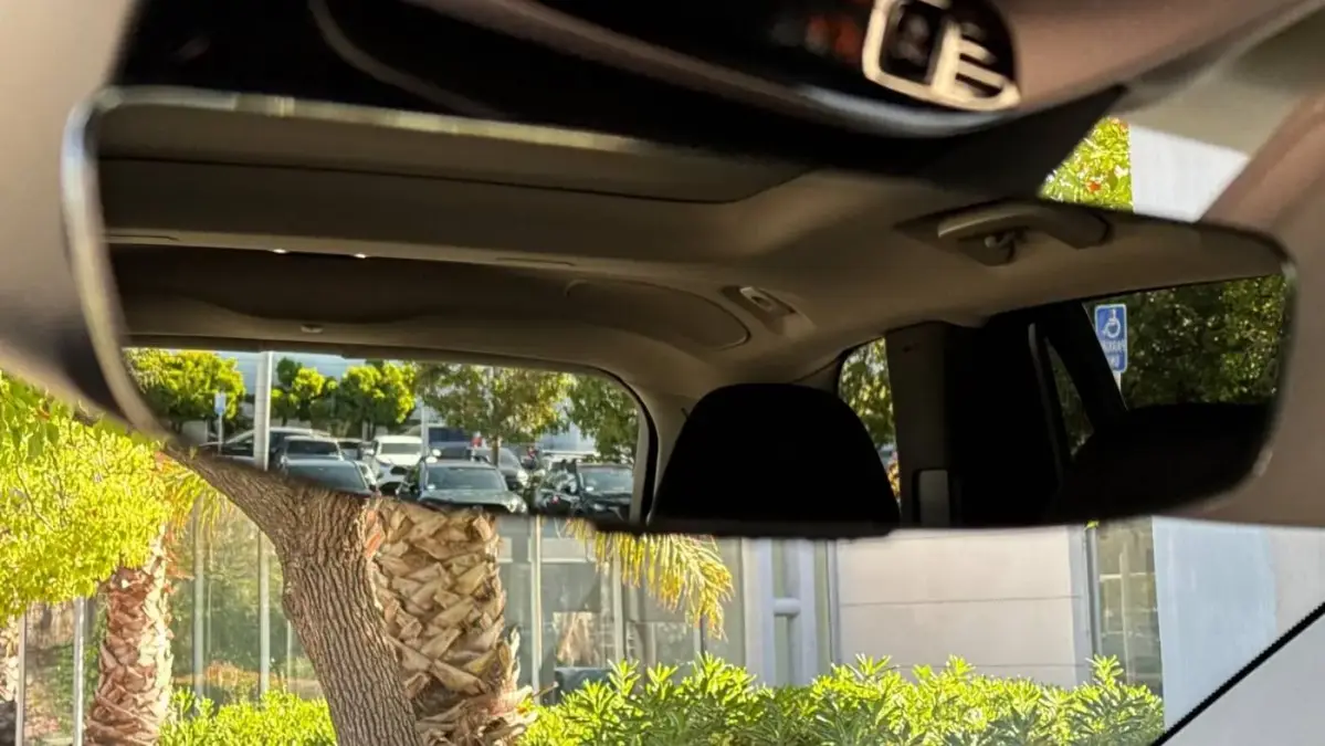 2022 Volvo XC90 - Images - 25