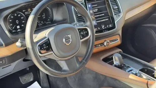 2022 Volvo XC90 - Images - 24