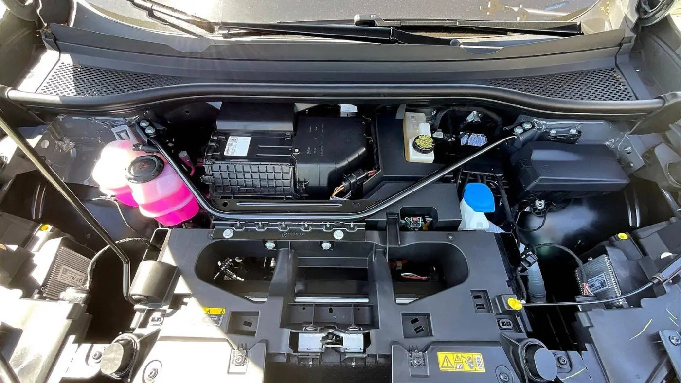 2025 Volkswagen ID.4 1V2WSPE86SC004775