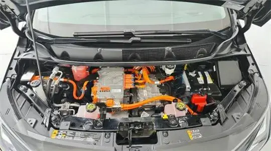 2023 Chevrolet Bolt - Images - 25