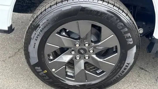 2025 Ford F-150 Lightning 1FT6W3L7XSWG01497