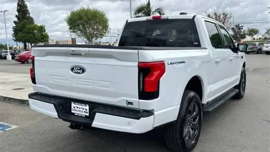 2025 Ford F-150 Lightning 1FT6W3L7XSWG01497