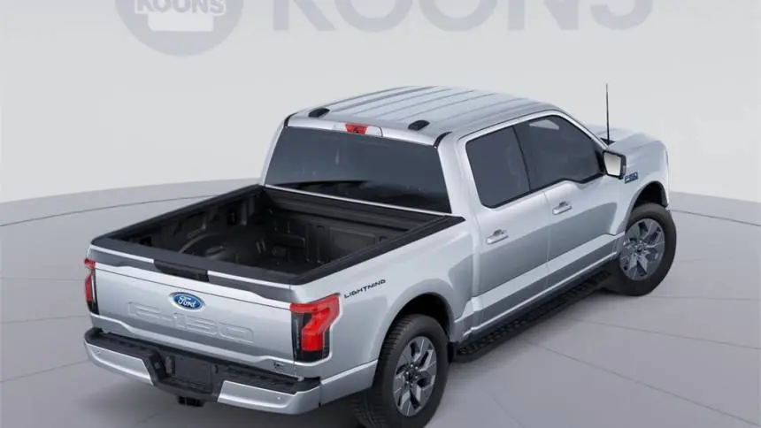 2025 Ford F-150 Lightning 1FT6W3LU4SWG12016