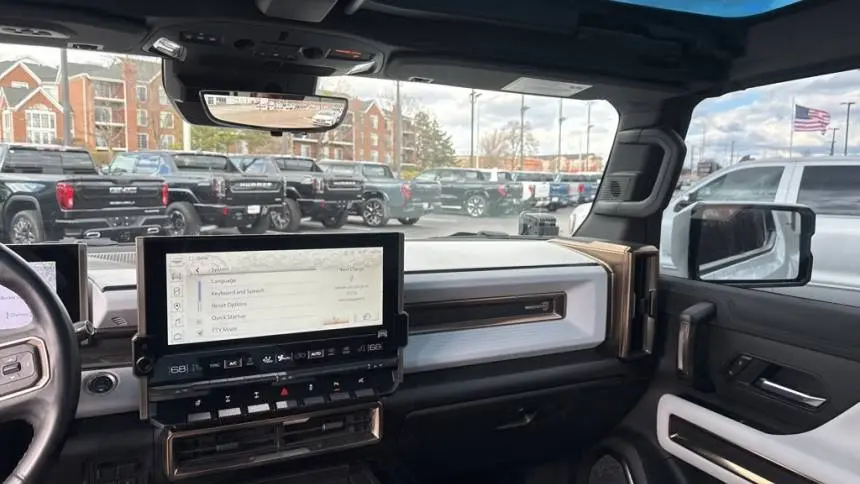 2022 GMC HUMMER EV Pickup 1GT40FDA7NU100507