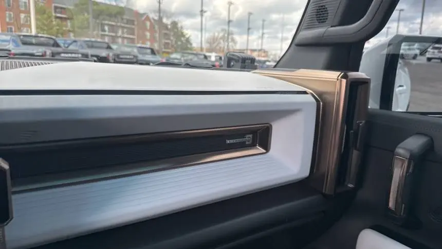 2022 GMC HUMMER EV Pickup 1GT40FDA7NU100507