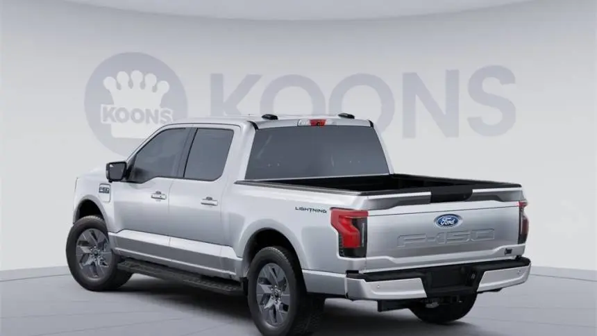 2025 Ford F-150 Lightning 1FT6W3LU4SWG12016