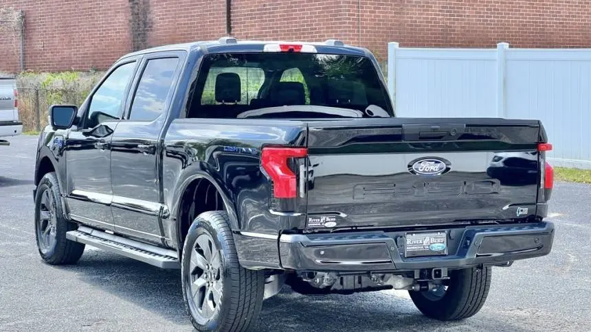 2025 Ford F-150 Lightning 1FT6W3LU0SWG08027