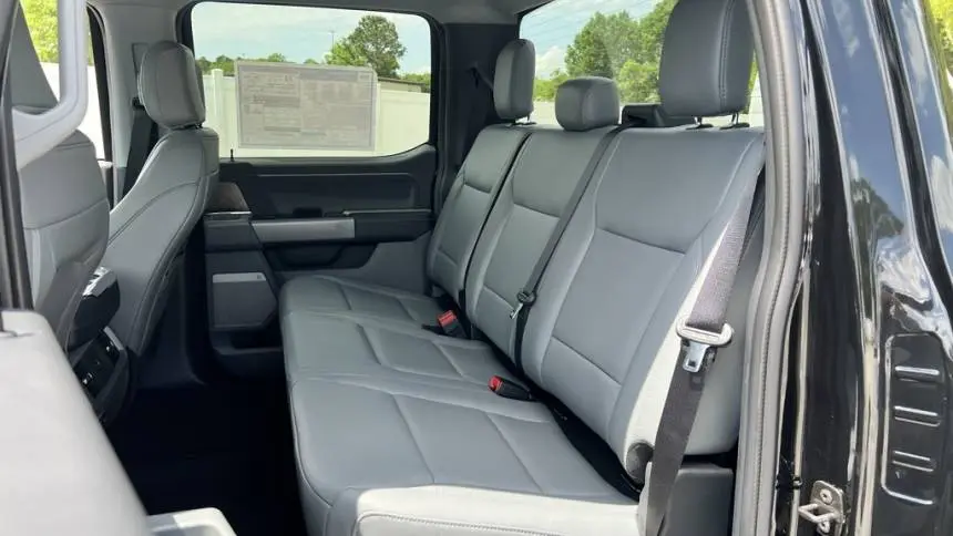 2025 Ford F-150 Lightning 1FT6W3LU0SWG08027