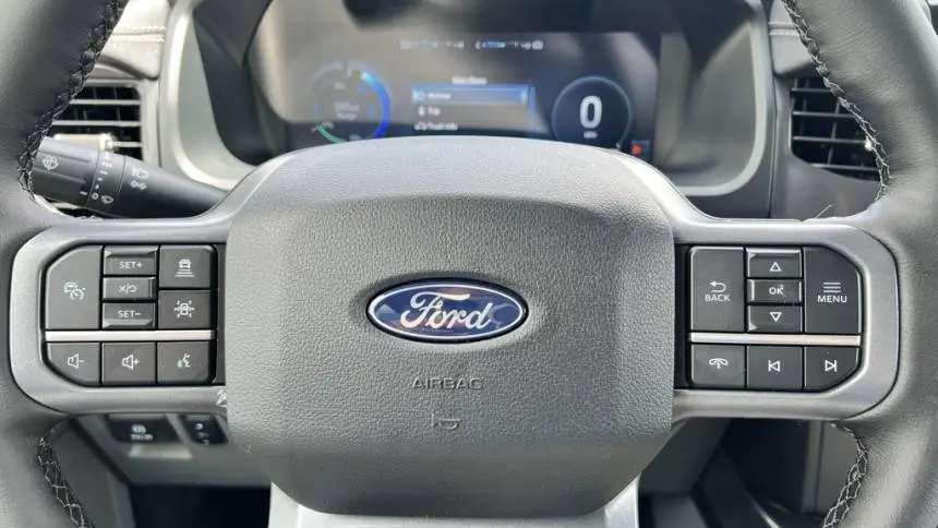 2025 Ford F-150 Lightning 1FT6W3LU0SWG08027