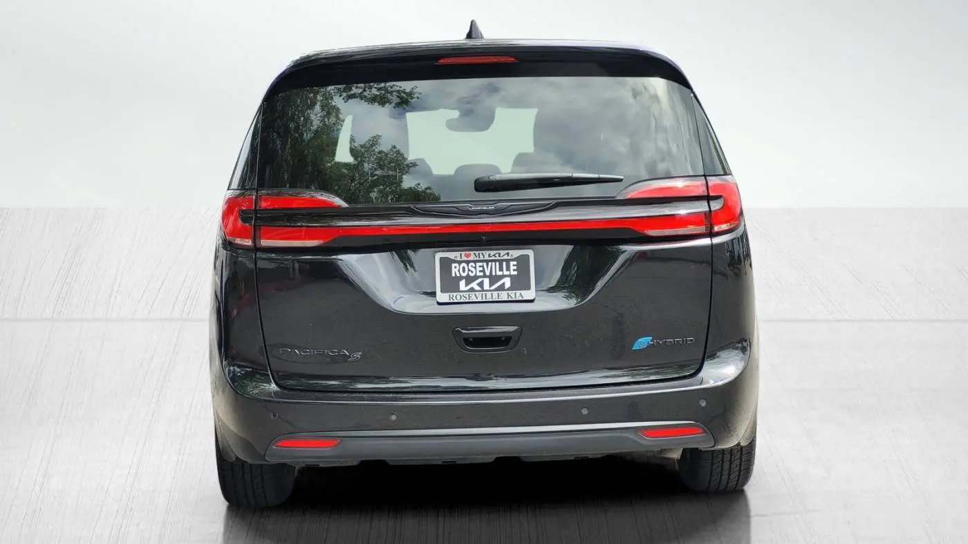 2023 Chrysler Pacifica 2C4RC1S77PR584346