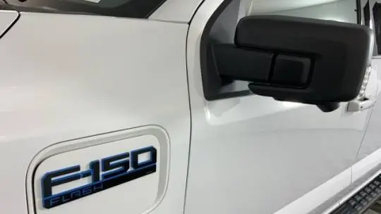 2025 Ford F-150 Lightning 1FT6W3LU1SWG07386