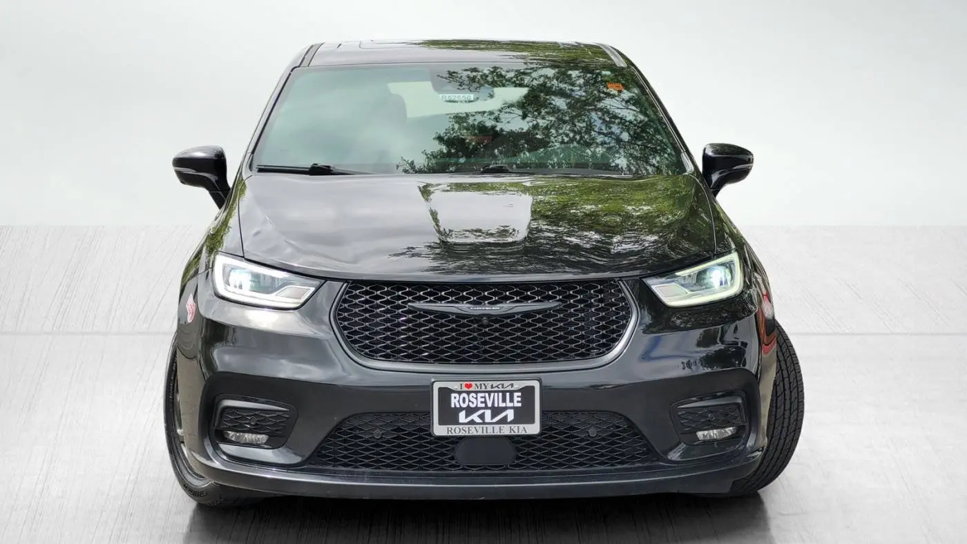 2023 Chrysler Pacifica 2C4RC1S77PR584346