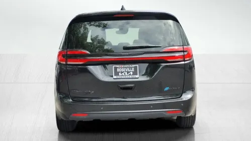 2023 Chrysler Pacifica 2C4RC1S77PR584346