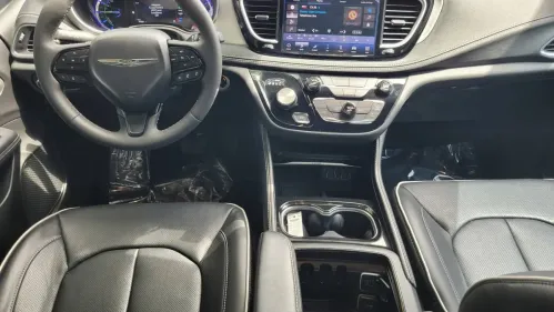 2023 Chrysler Pacifica 2C4RC1S77PR584346