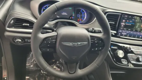 2023 Chrysler Pacifica 2C4RC1S77PR584346