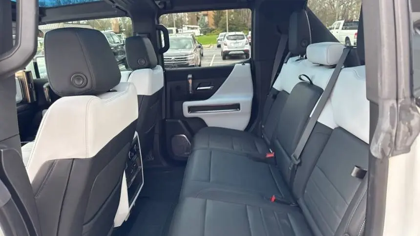 2022 GMC HUMMER EV Pickup 1GT40FDAXNU100968