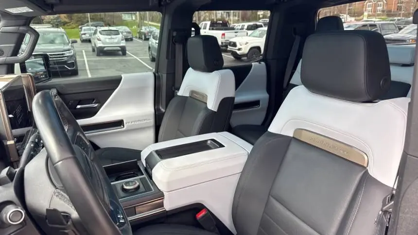 2022 GMC HUMMER EV Pickup 1GT40FDAXNU100968