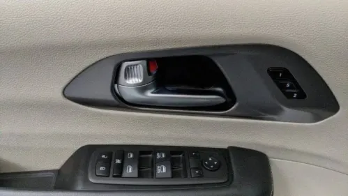 2024 Chrysler Pacifica 2C4RC1S77RR121657