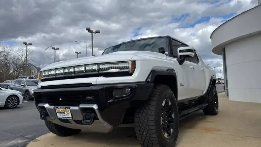 2022 GMC HUMMER EV Pickup 1GT40FDAXNU100968