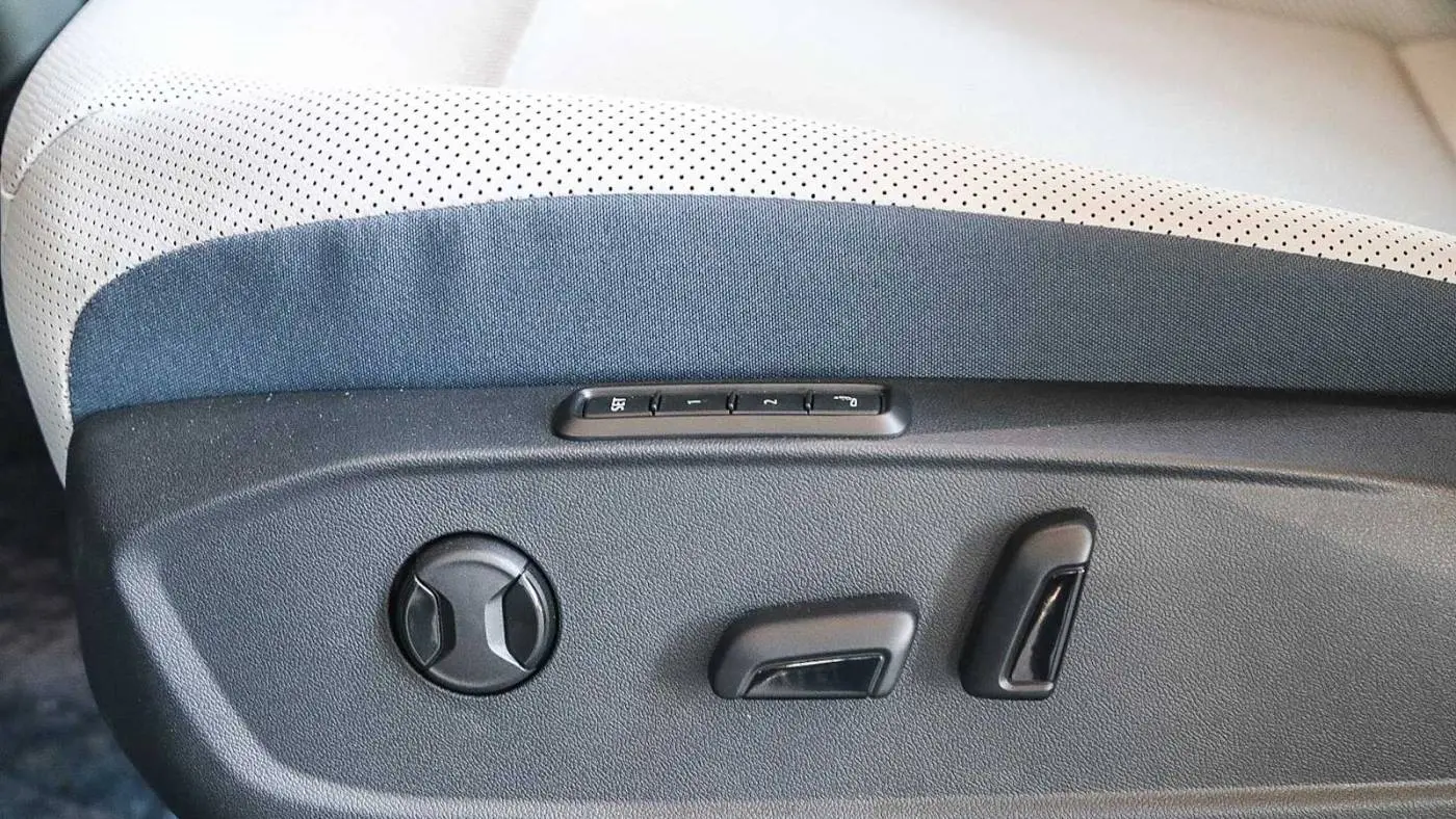 2025 Volkswagen ID.4 1V2JSPE80SC002742