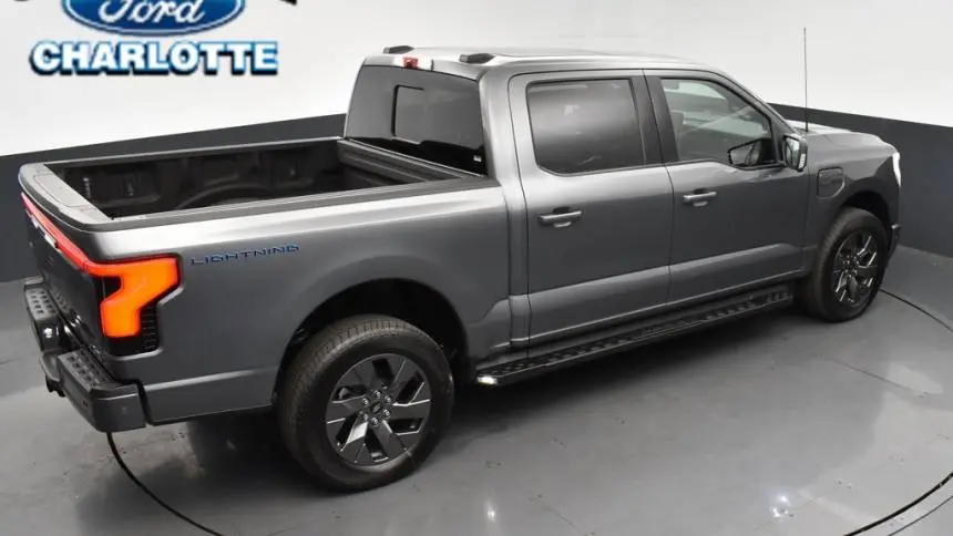 2023 Ford F-150 Lightning 1FTVW1EV7PWG25646