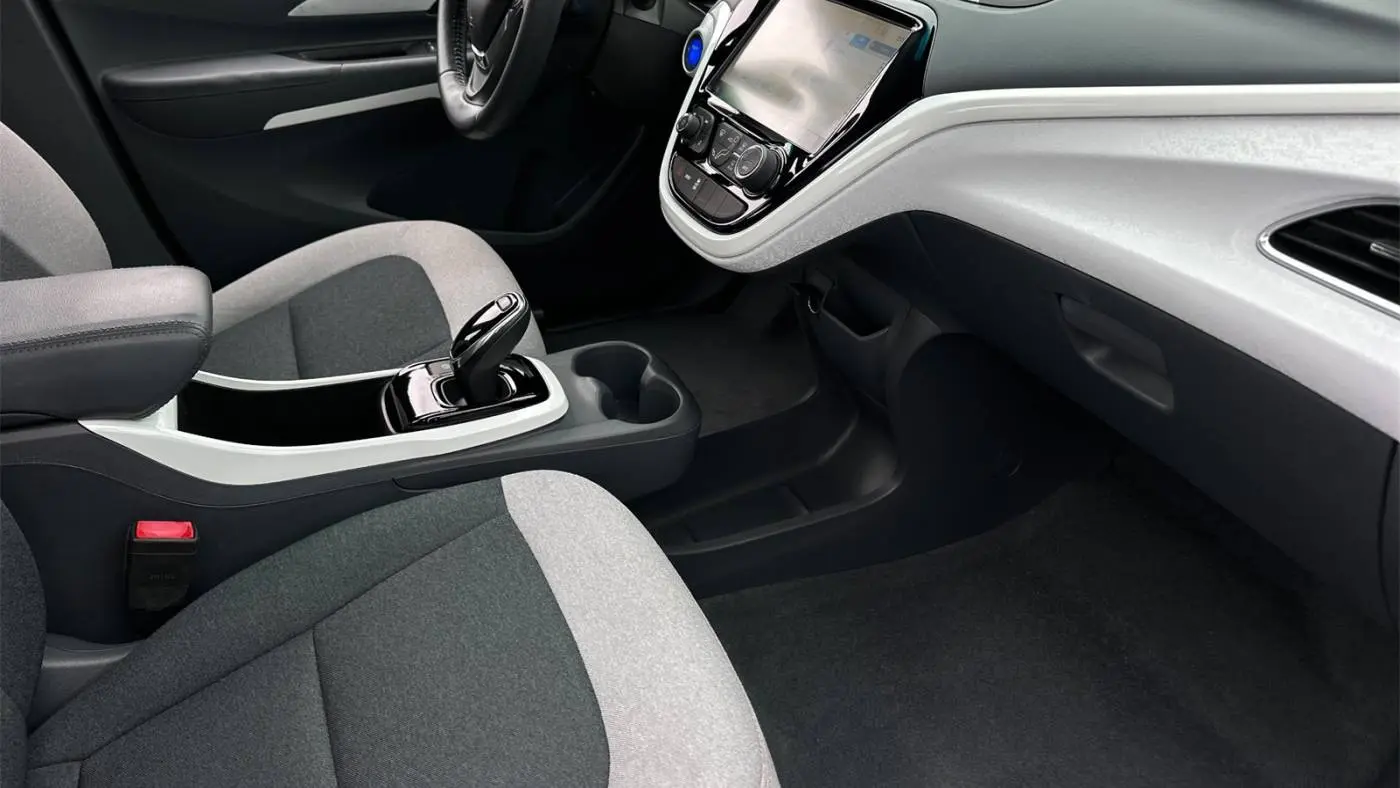 2018 Chevrolet Bolt 1G1FW6S06J4140128