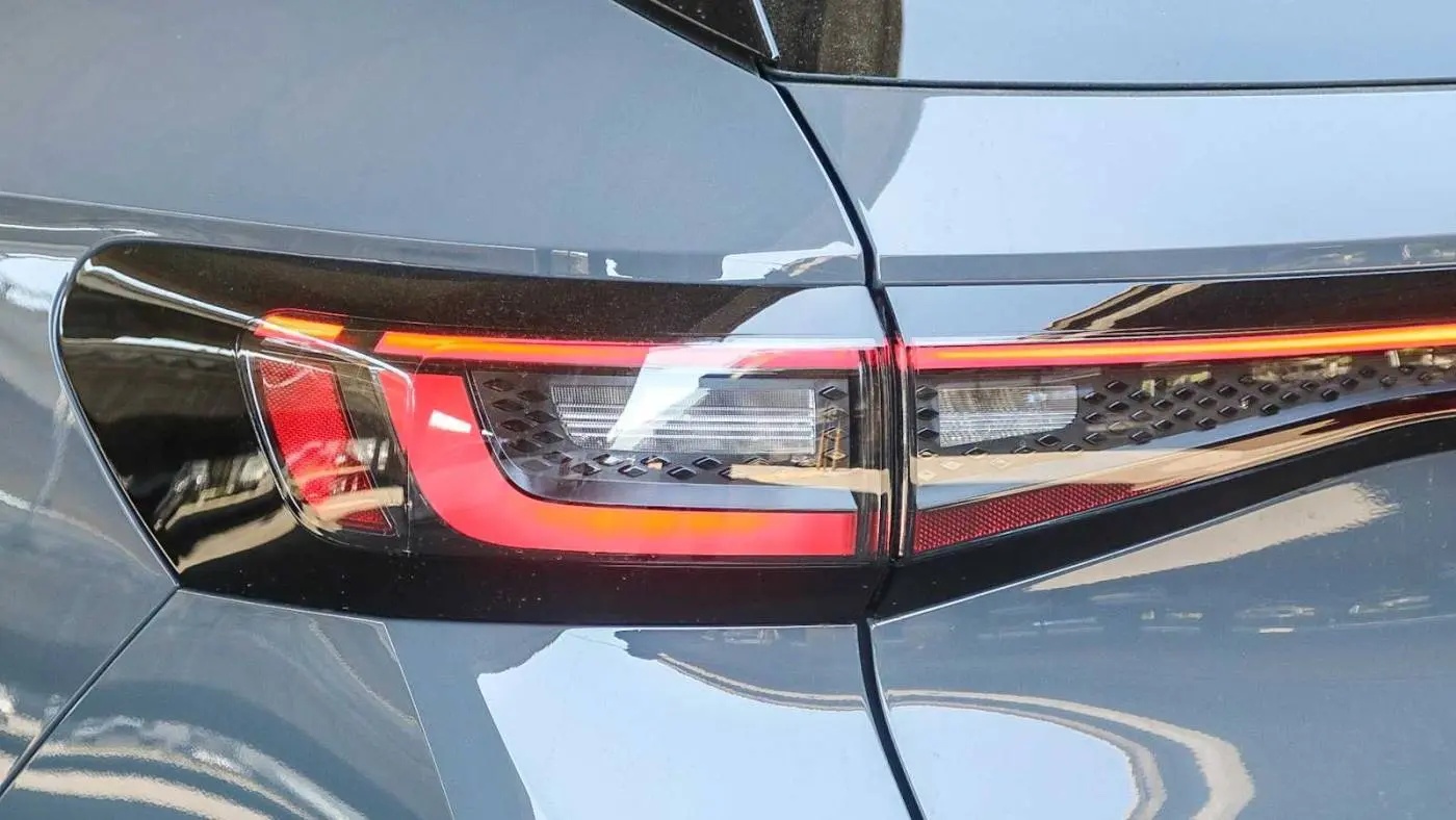 2025 Volkswagen ID.4 1V2JSPE80SC002742