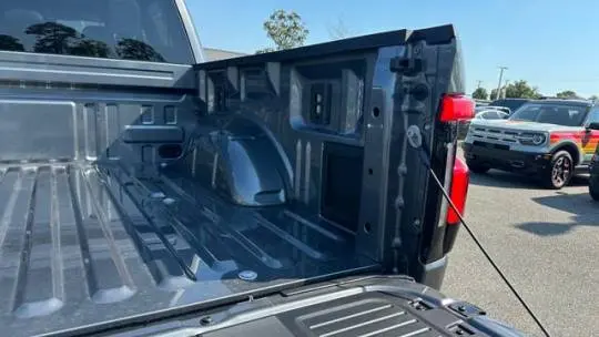 2025 Ford F-150 Lightning 1FTVW3L74SWG05377