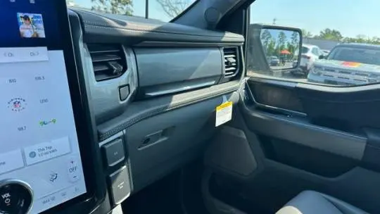 2025 Ford F-150 Lightning 1FTVW3L74SWG05377