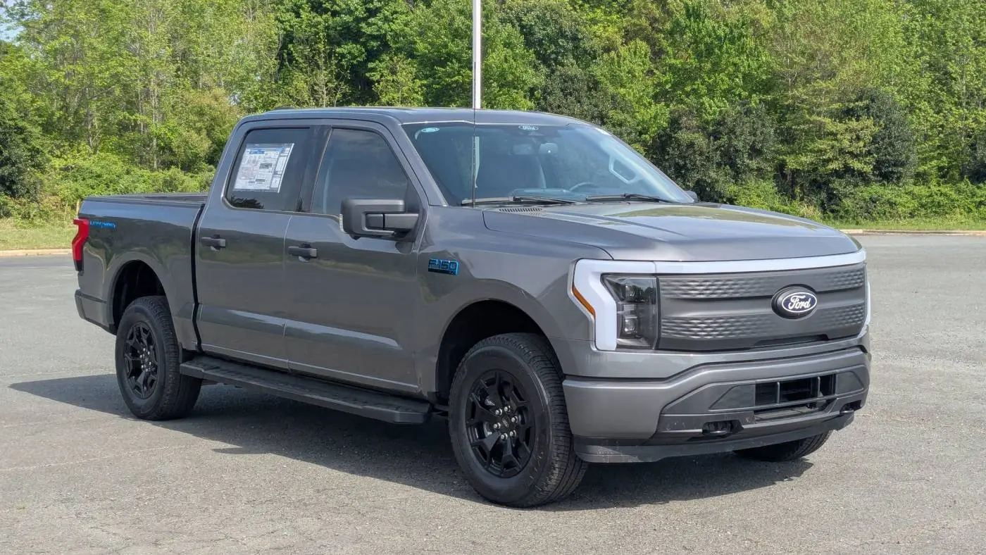 2025 Ford F-150 Lightning 1FTVW3LKXSWG00298
