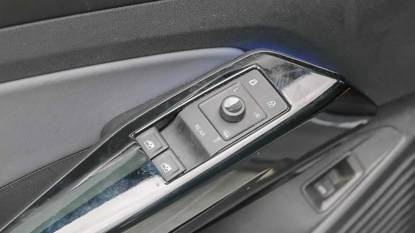 2023 Volkswagen ID.4 1V2EMPE89PC013967