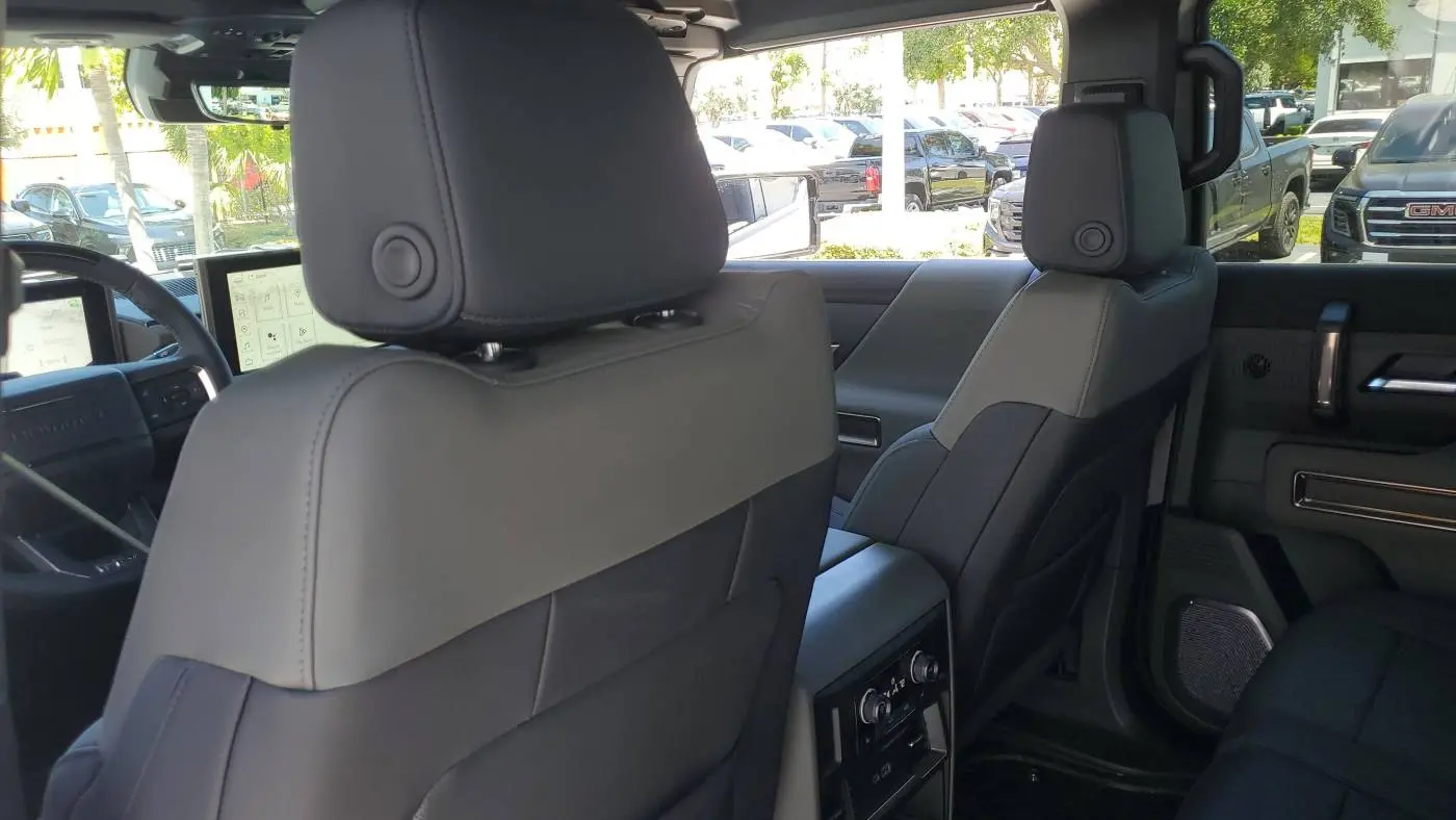 2025 GMC HUMMER EV Pickup 1GT40BDD4SU116291